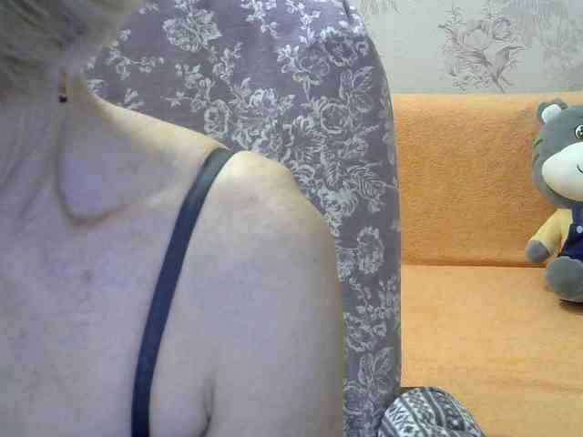 Red-Rose-777 webcam