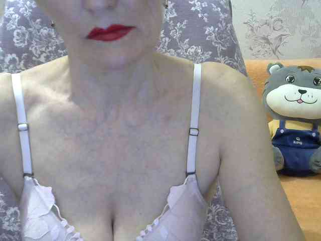 Red-Rose-777 webcam