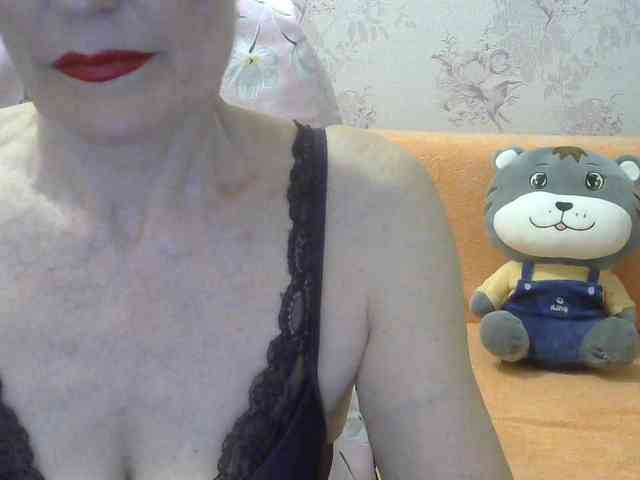 Red-Rose-777 webcam