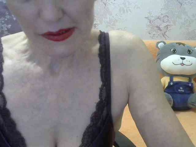 Red-Rose-777 webcam