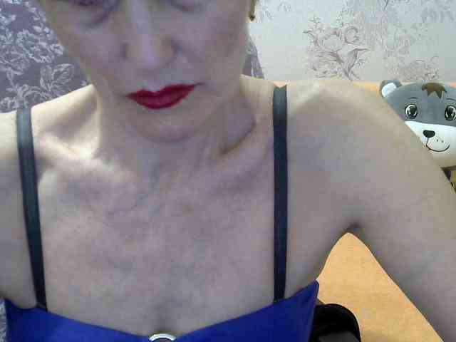 Red-Rose-777 webcam