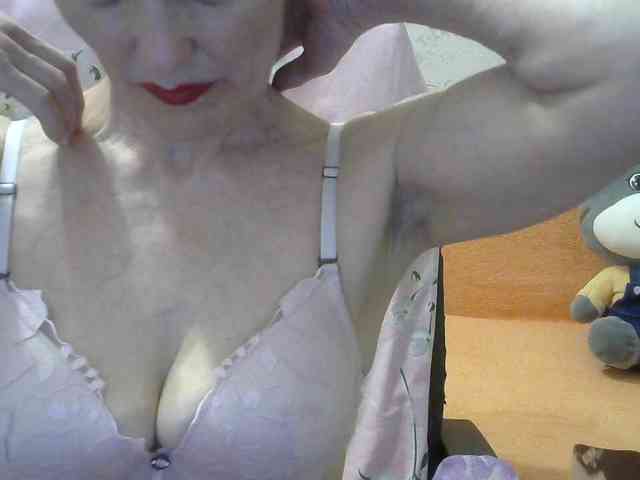 Red-Rose-777 webcam