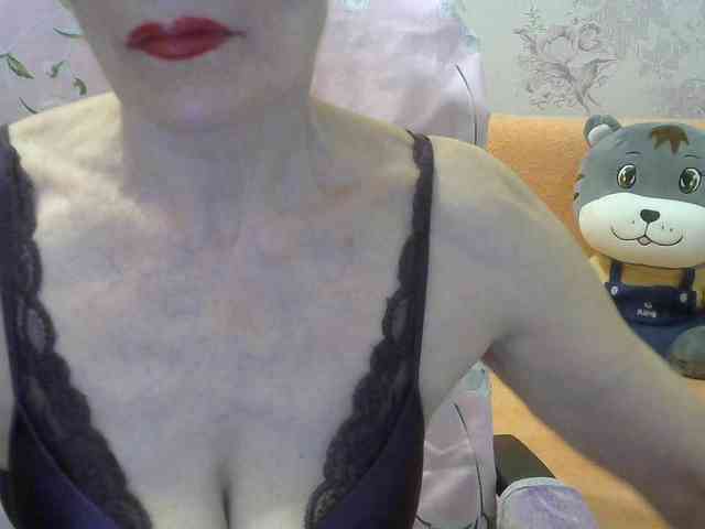 Red-Rose-777 webcam