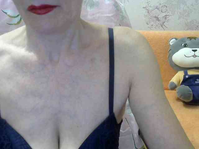 Red-Rose-777 webcam
