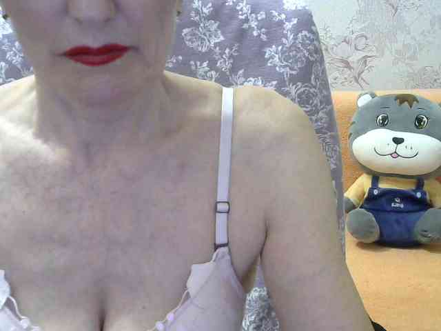 Red-Rose-777 webcam