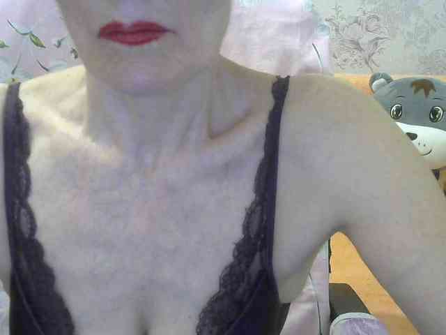 Red-Rose-777 webcam