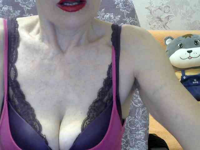 Red-Rose-777 webcam
