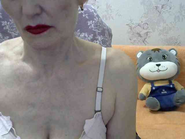 Red-Rose-777 webcam