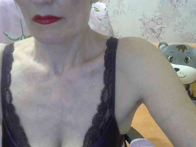 Red-Rose-777 webcam