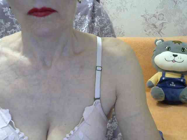Red-Rose-777 webcam