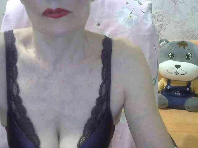Red-Rose-777 webcam