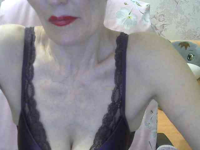Red-Rose-777 webcam