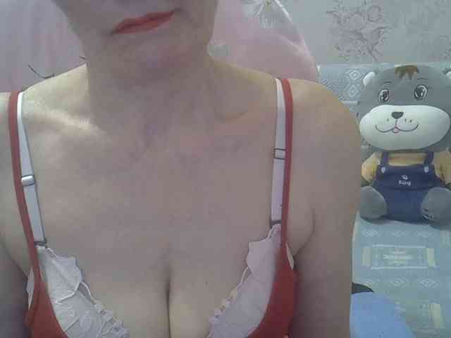 Red-Rose-777 webcam