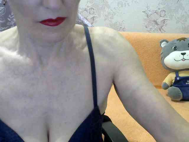 Red-Rose-777 webcam