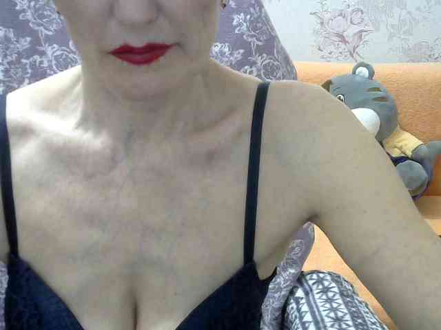 Red-Rose-777 webcam