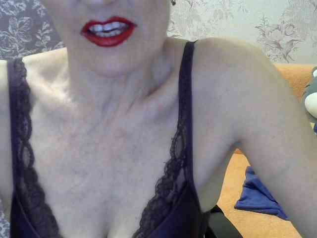 Red-Rose-777 webcam