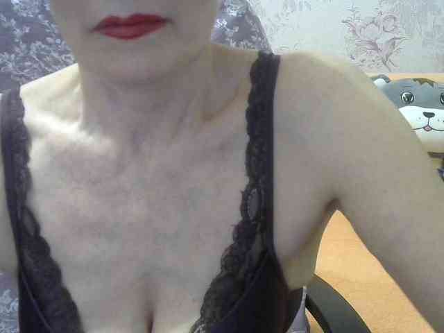 Red-Rose-777 webcam