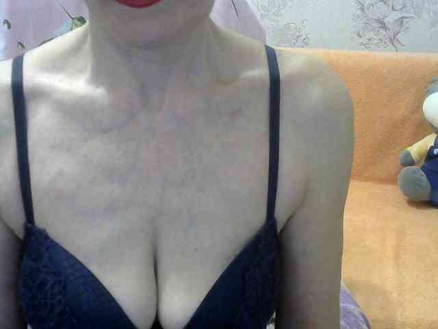 Red-Rose-777 webcam