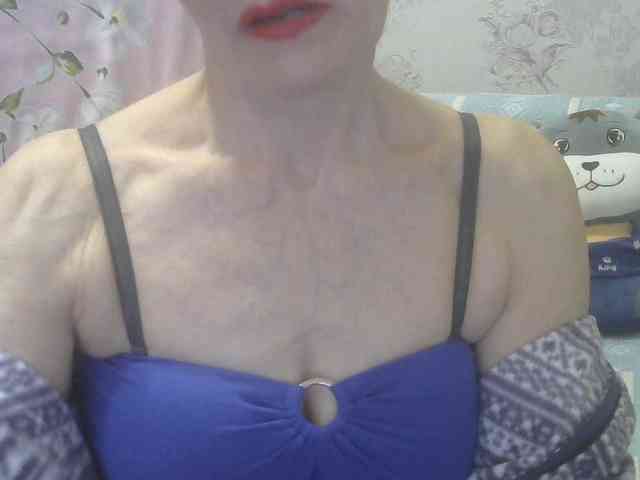 Red-Rose-777 webcam