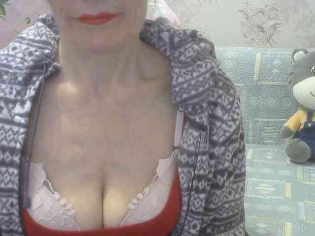 Red-Rose-777 webcam