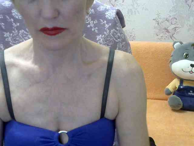 Red-Rose-777 webcam