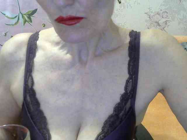 Red-Rose-777 webcam