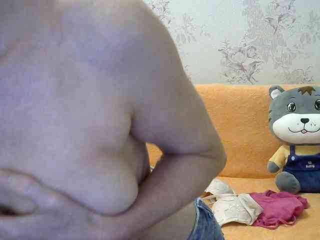 Red-Rose-777 webcam