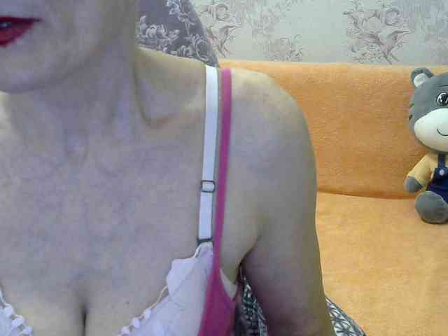 Red-Rose-777 webcam
