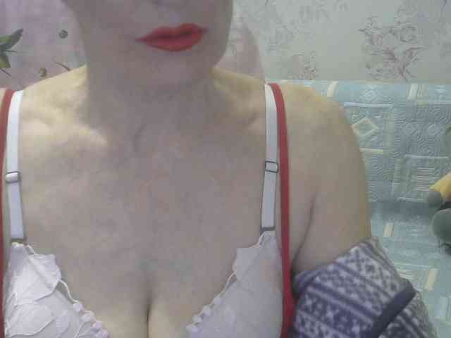 Red-Rose-777 webcam