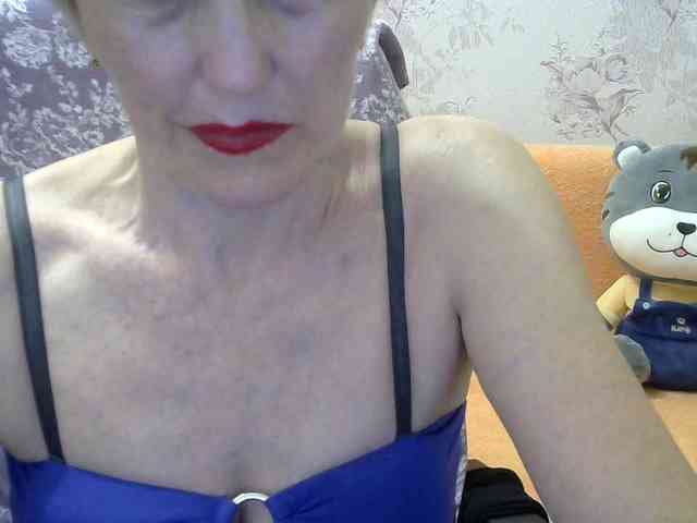Red-Rose-777 webcam
