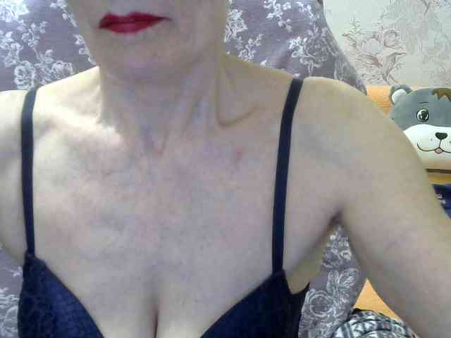 Red-Rose-777 webcam