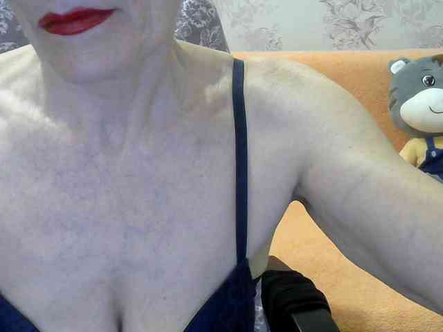 Red-Rose-777 webcam