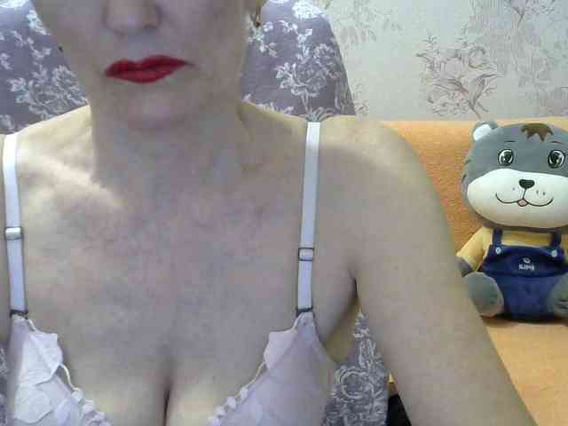 Red-Rose-777 webcam