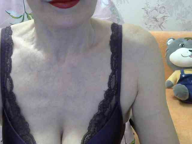 Red-Rose-777 webcam