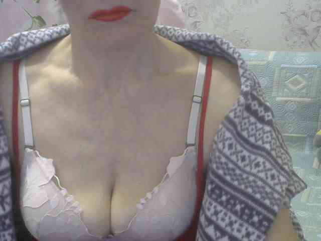 Red-Rose-777 webcam