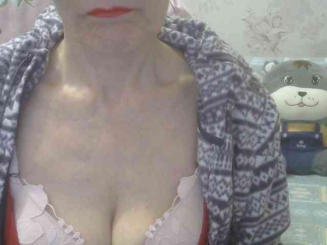 Red-Rose-777 webcam