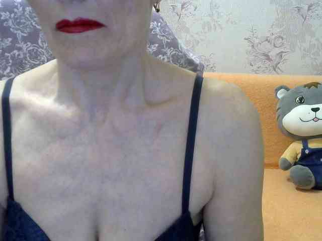 Red-Rose-777 webcam