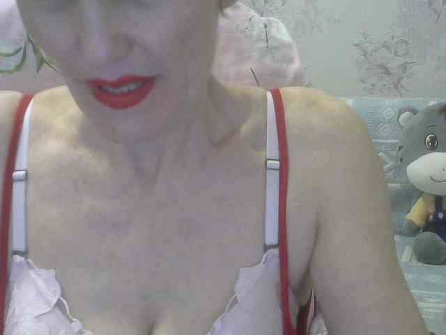 Red-Rose-777 webcam