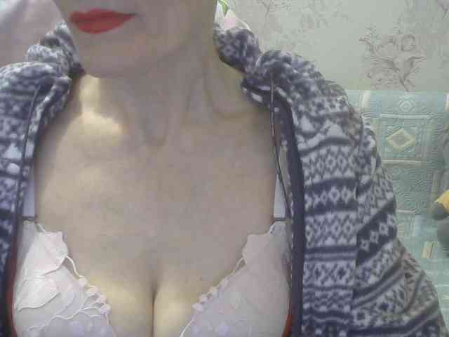Red-Rose-777 webcam