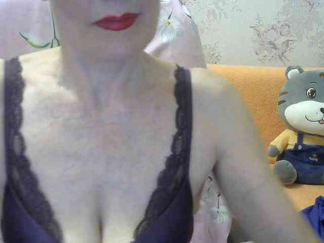 Red-Rose-777 webcam