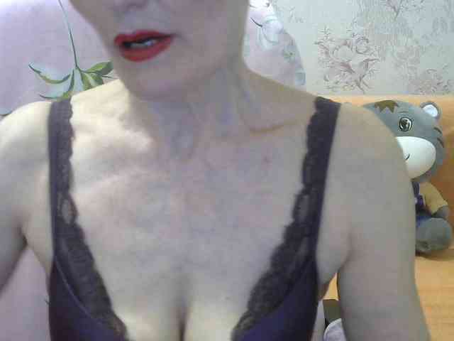 Red-Rose-777 webcam