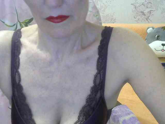 Red-Rose-777 webcam