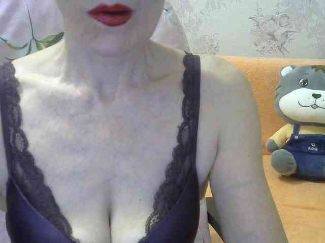 Red-Rose-777 webcam