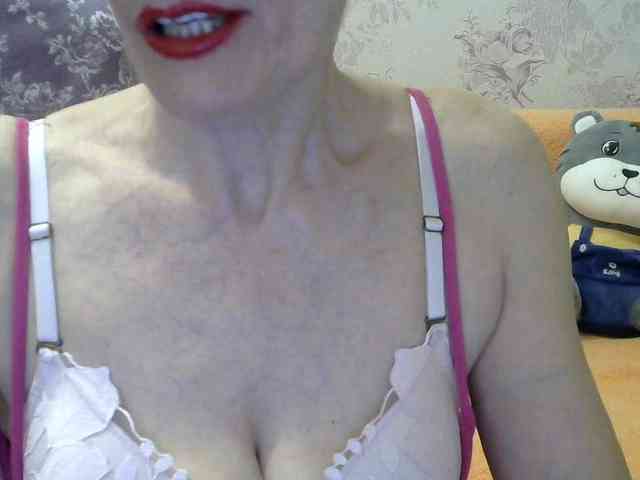 Red-Rose-777 webcam