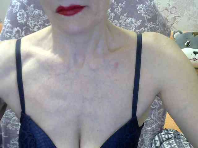 Red-Rose-777 webcam