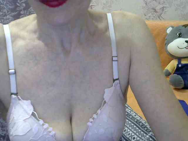 Red-Rose-777 webcam