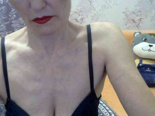 Red-Rose-777 webcam