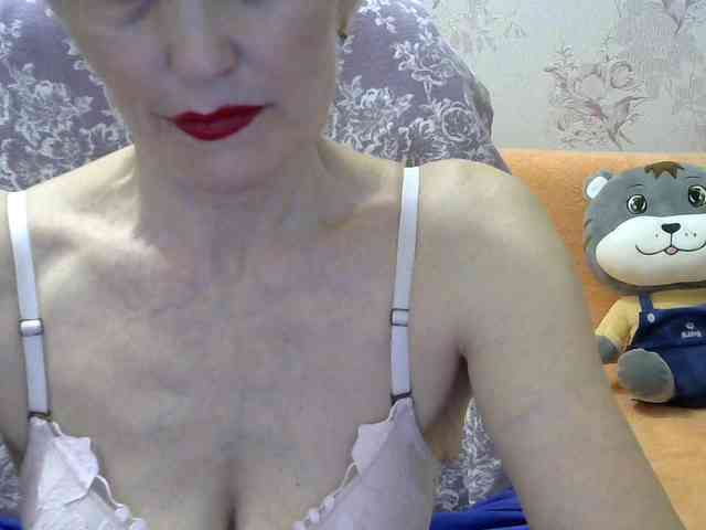 Red-Rose-777 webcam