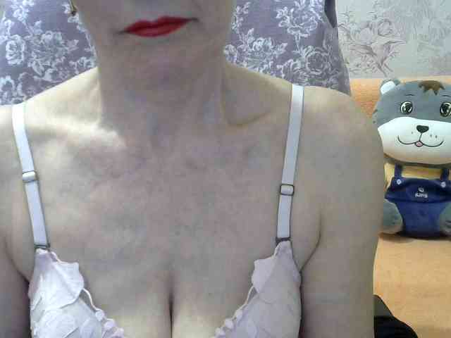 Red-Rose-777 webcam