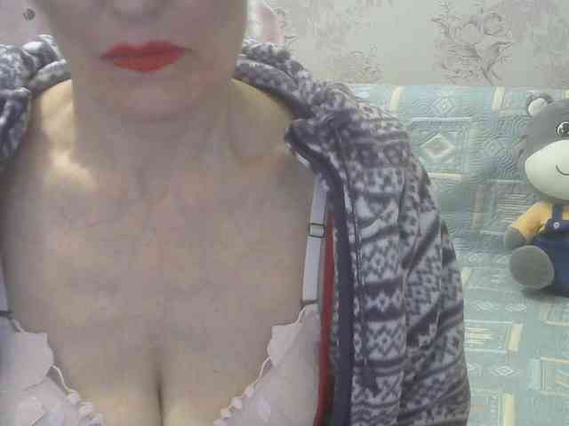 Red-Rose-777 webcam